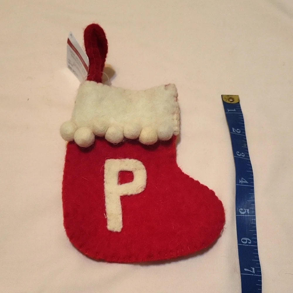 'P' Mini Stocking - Picture 2 of 3